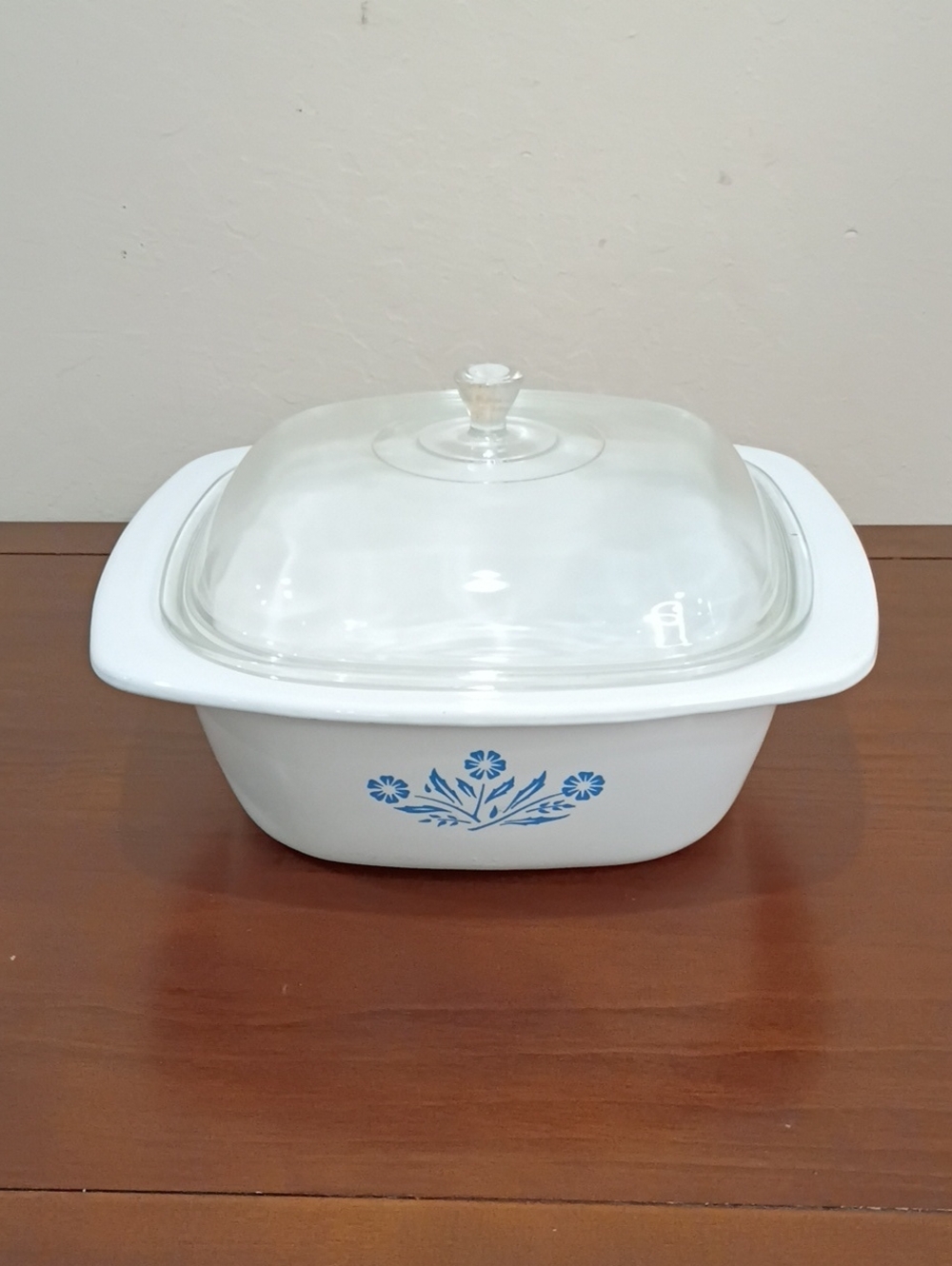 Corning Ware Blue Cornflower Dutch Oven P-34-B, 4 Quarts, Vintage!
